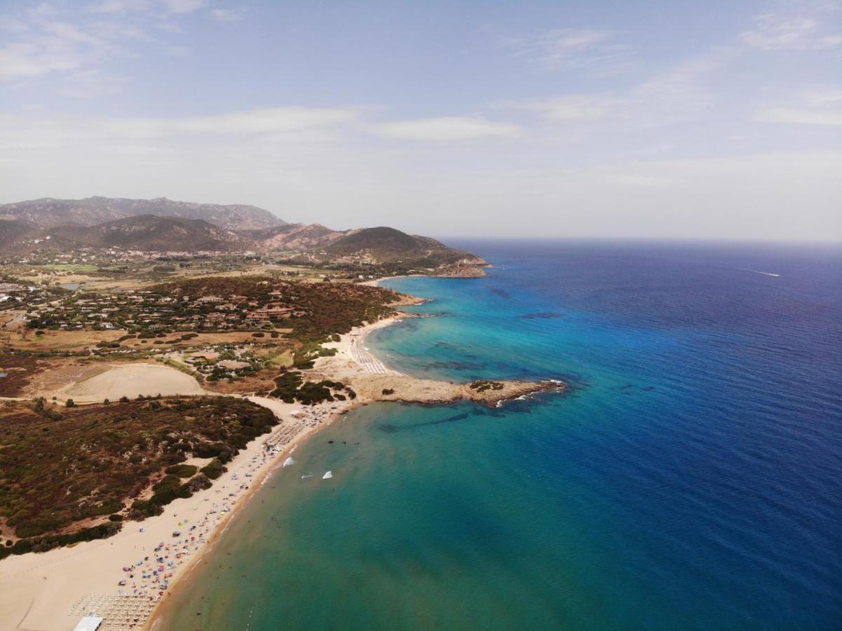 Eco Village Baia Delle Ginestre Теулада Екстериор снимка